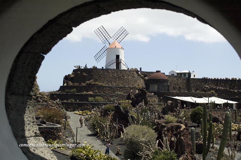 Lanzarote la isla de los volcanes