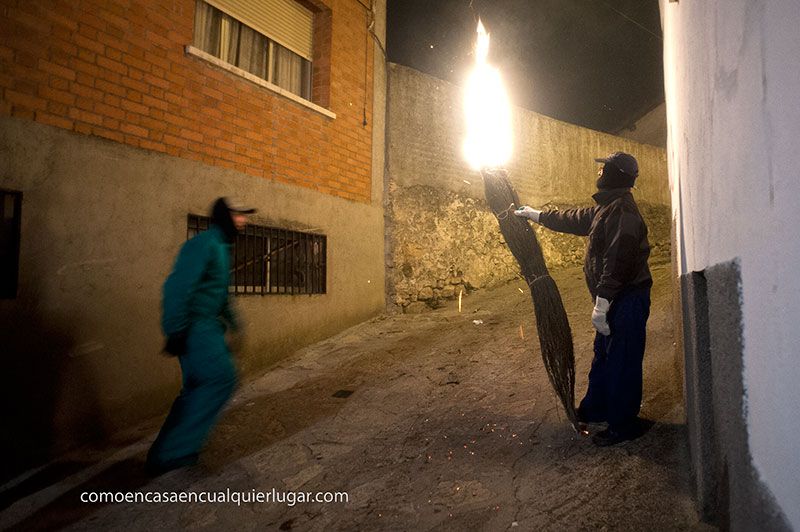 Los escobazos Jarandilla de la Vera Extremadura_Foto_Miguel Angel Munoz Romero_0004