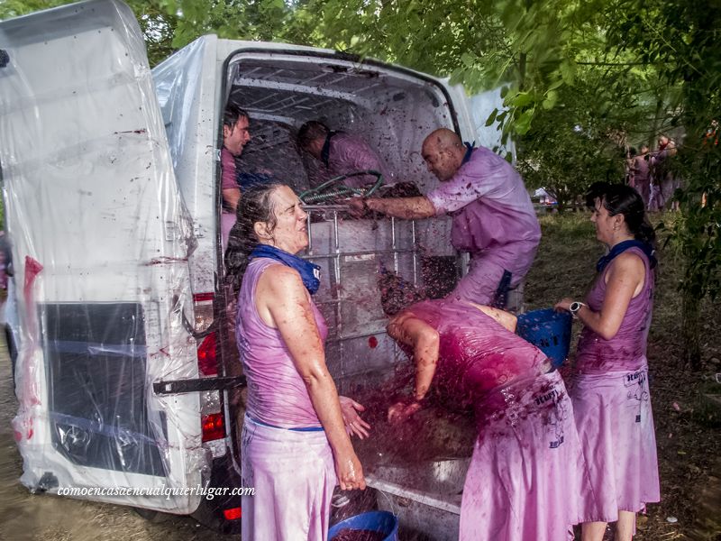 La batalla del vino en Haro_foto_miguel angel munoz romero_006