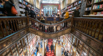 Visita obligada en Oporto librería Lello
