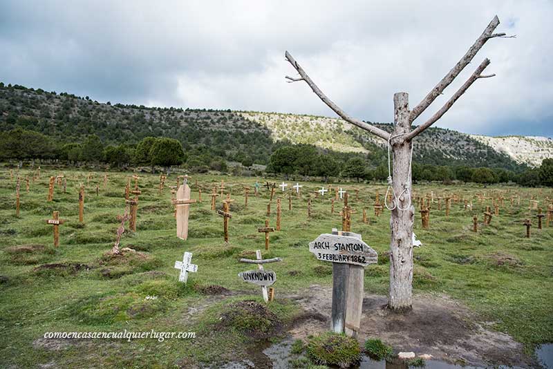 15 fotos del cementerio de Sad Hill, EL BUENO, EL FEO Y EL MALO