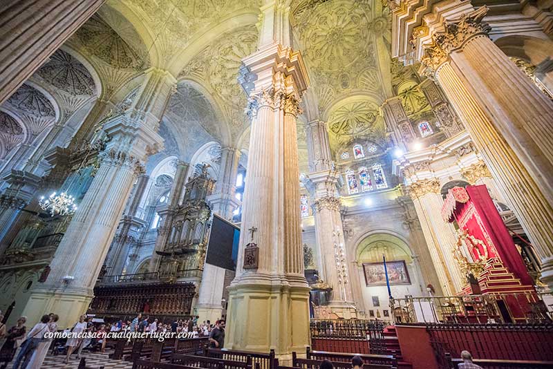 interior catedral de malaga