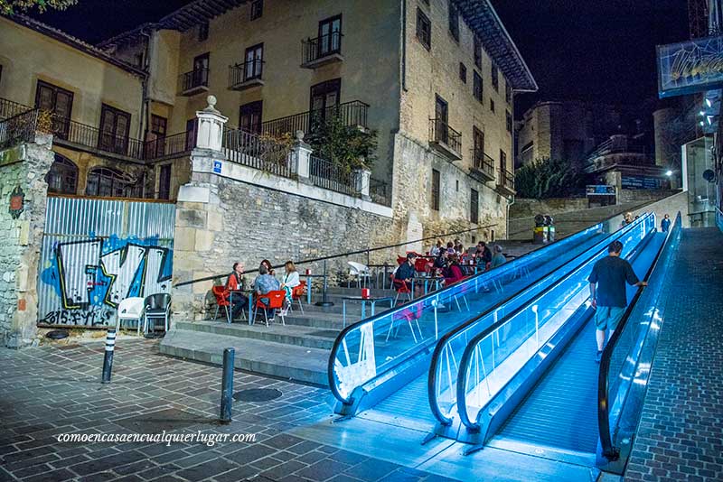 Vitoria Gasteiz calle zapateria escaleras mecanicas 