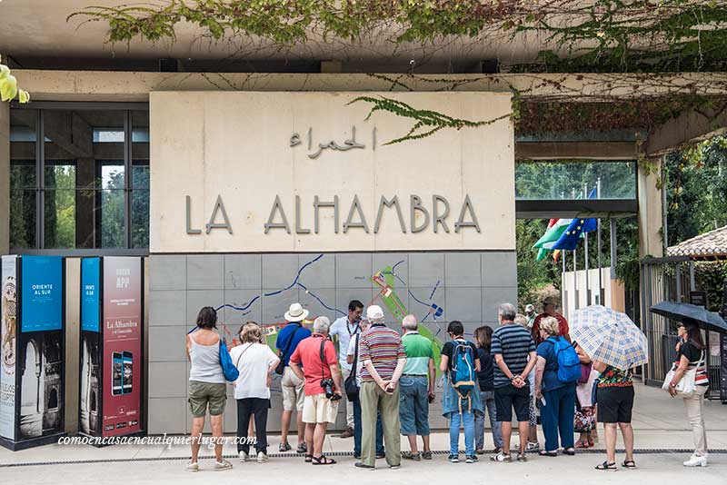 Entrada a la Alhambra 