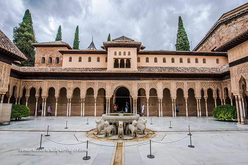 fuente de los leones granada