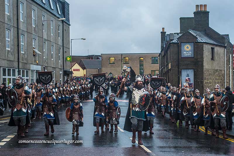 Qué ver en Lerwick fiesta vikinga Up Helly Aa 