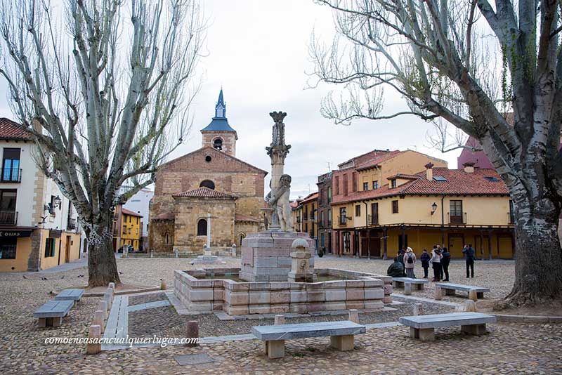 Plaza de Santa María del Camino ó plaza del Grano